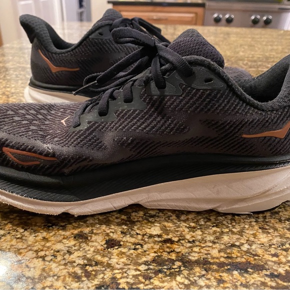 Hoka Clifton 9 women’s Black and Brown Running Shoe size 7 - Picture 9 of 9